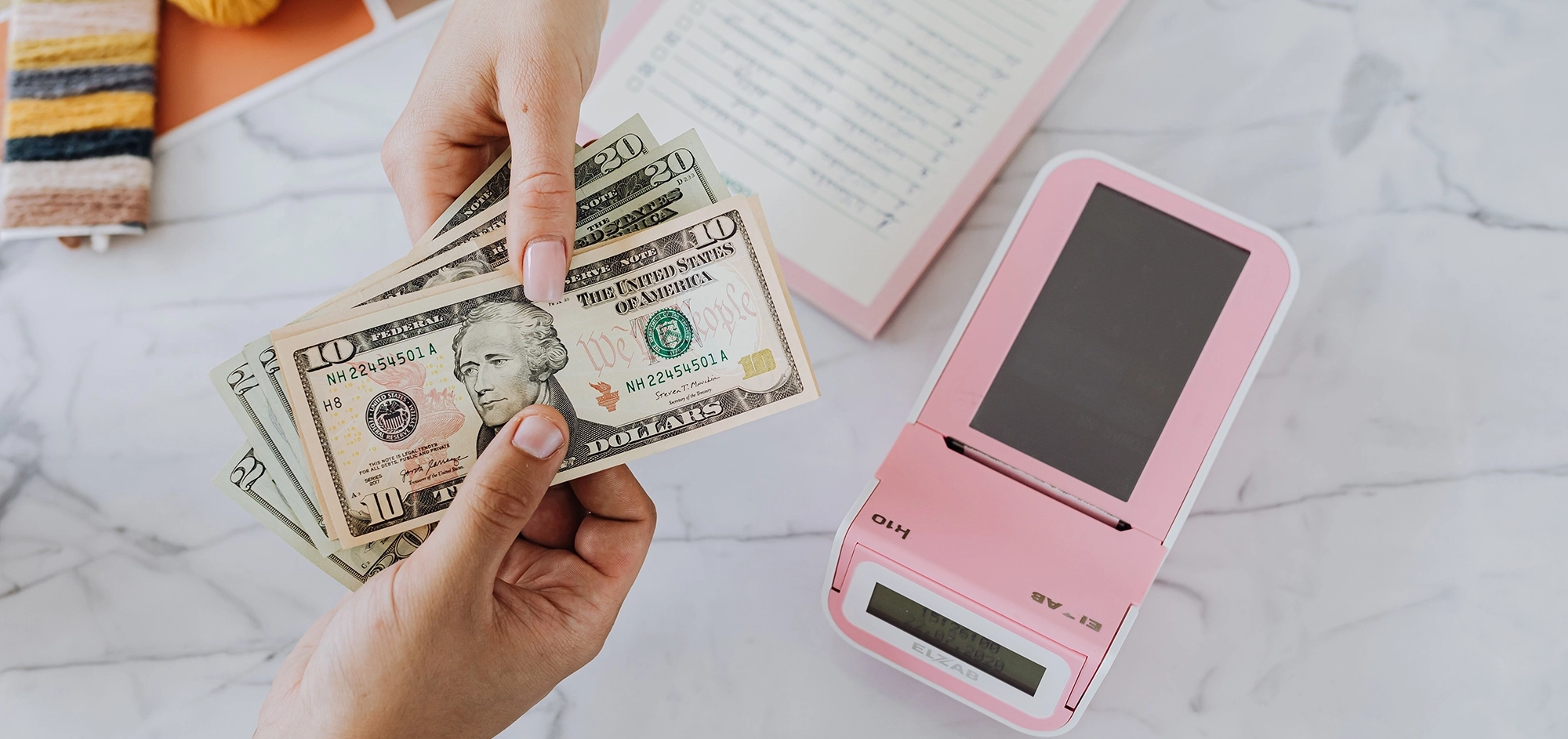 Do separate bank accounts make property division easier?